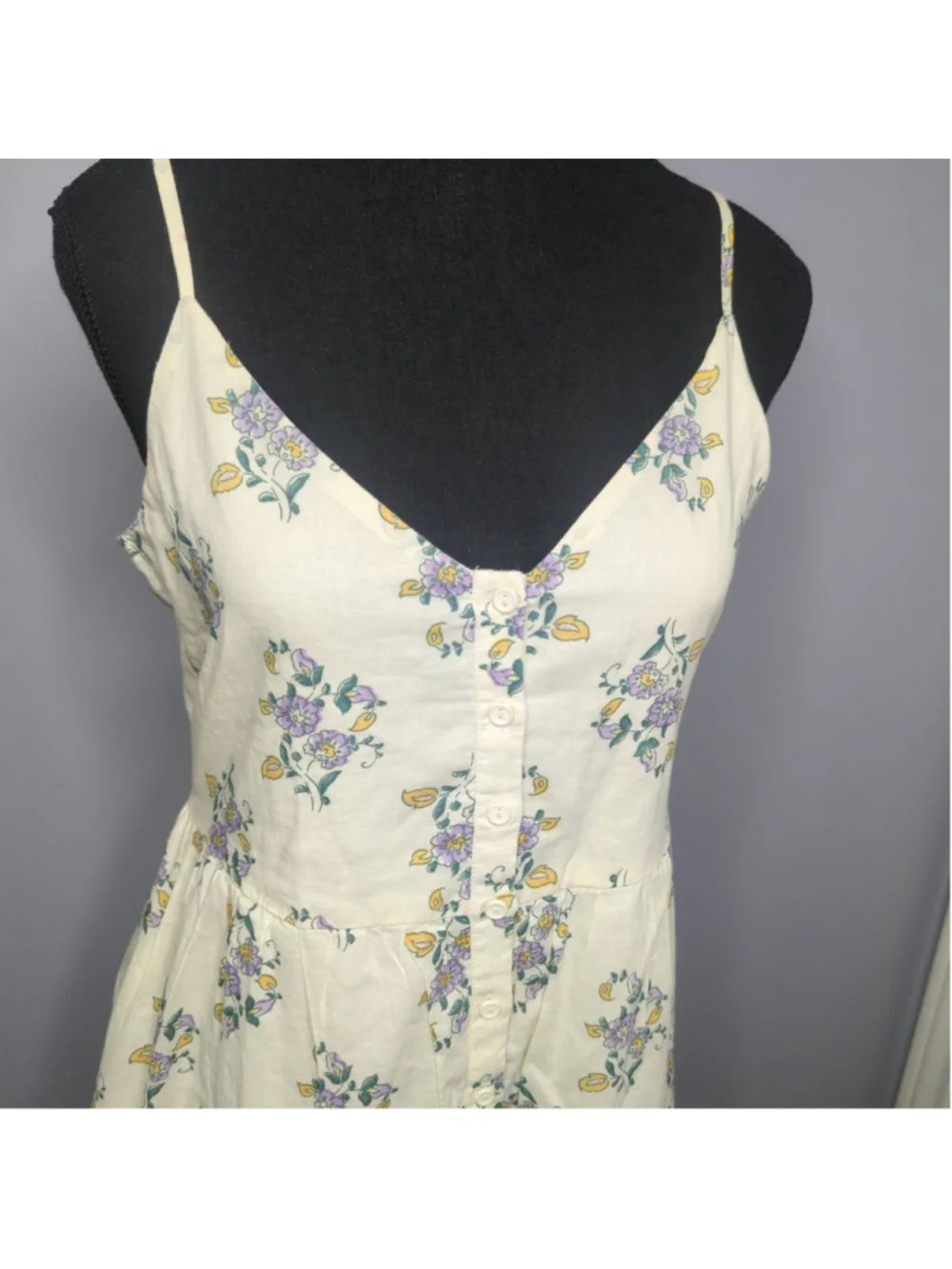 Patrons of Peace Cream Floral Tiered Button-Front Maxi Dress Sz S - Picture 2 of 16